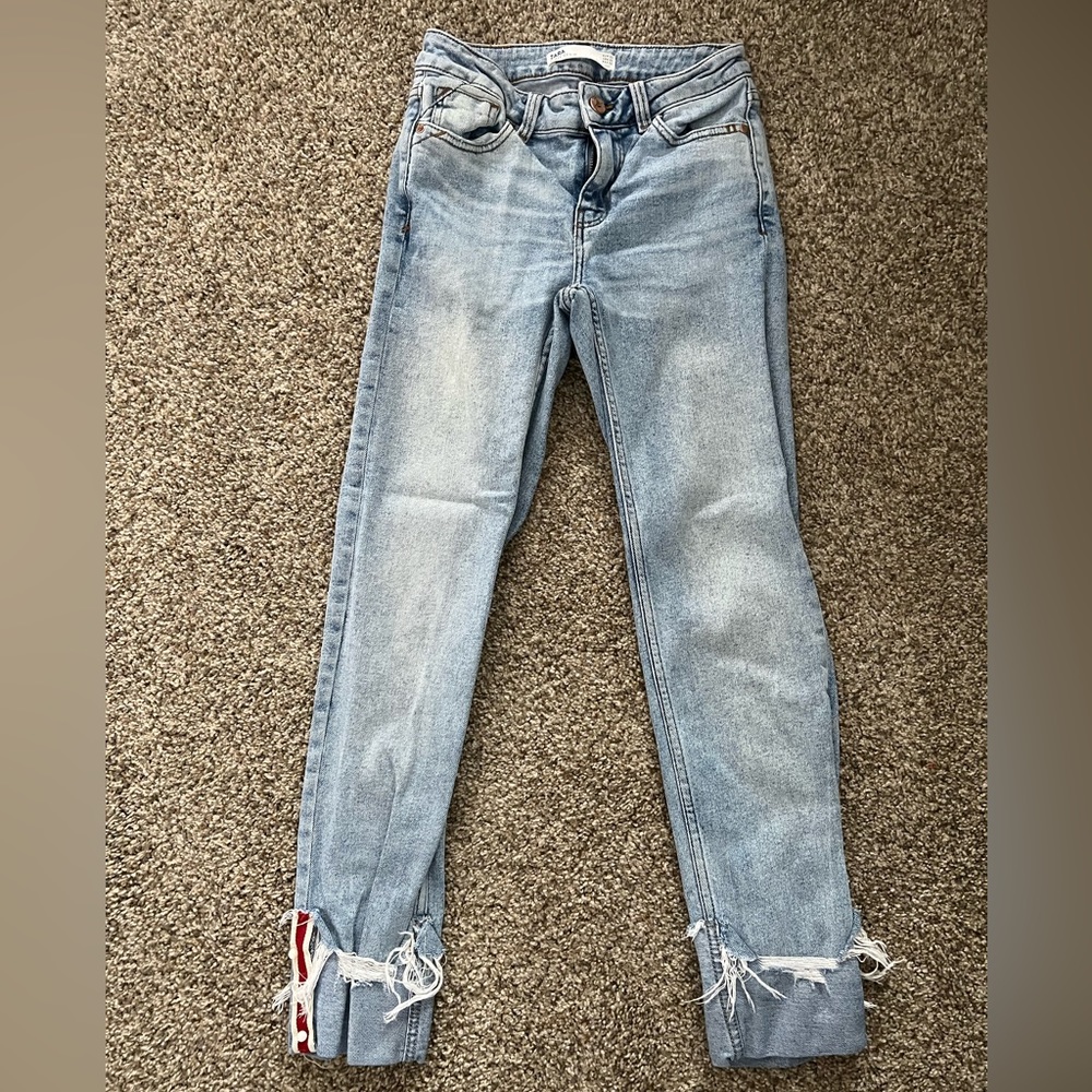 Women’s Zara jeans size 2 petite